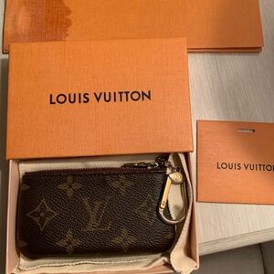 Louis Vuitton Brown and Gold Monogram Key Holder